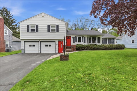 Homes For Sale - 108 Thurlow Avenue<br/> Monroe County, Irondequoit, NY 14609