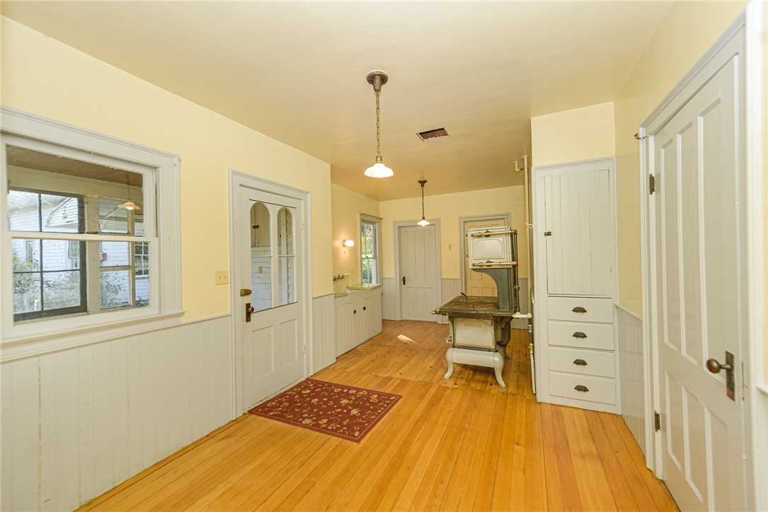 17 W Main Street, Manchester, New York image 7