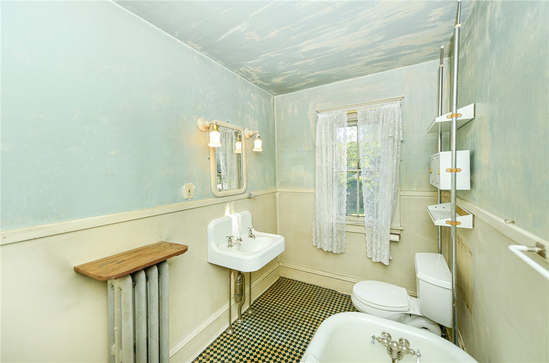 17 W Main Street, Manchester, New York image 27