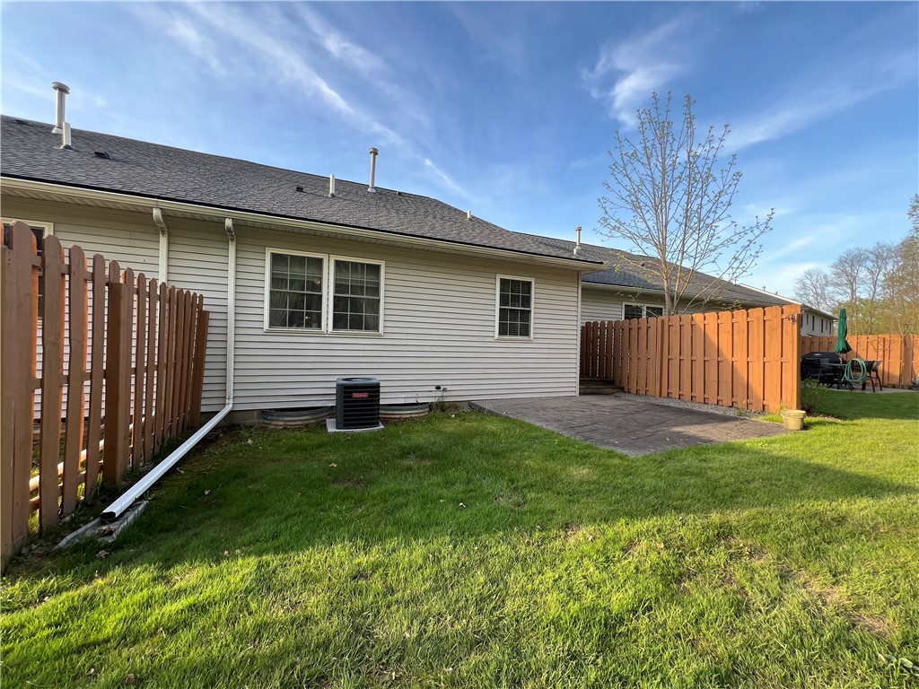 84 Amberwood Place, Greece, New York image 16