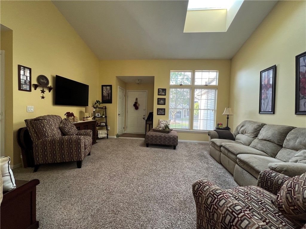 84 Amberwood Place, Greece, New York image 4