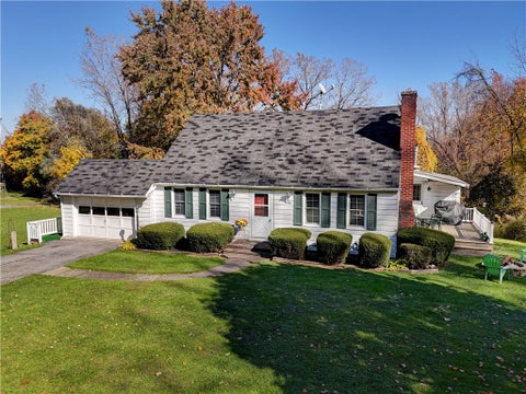 Photo for 927 Erie Station Road