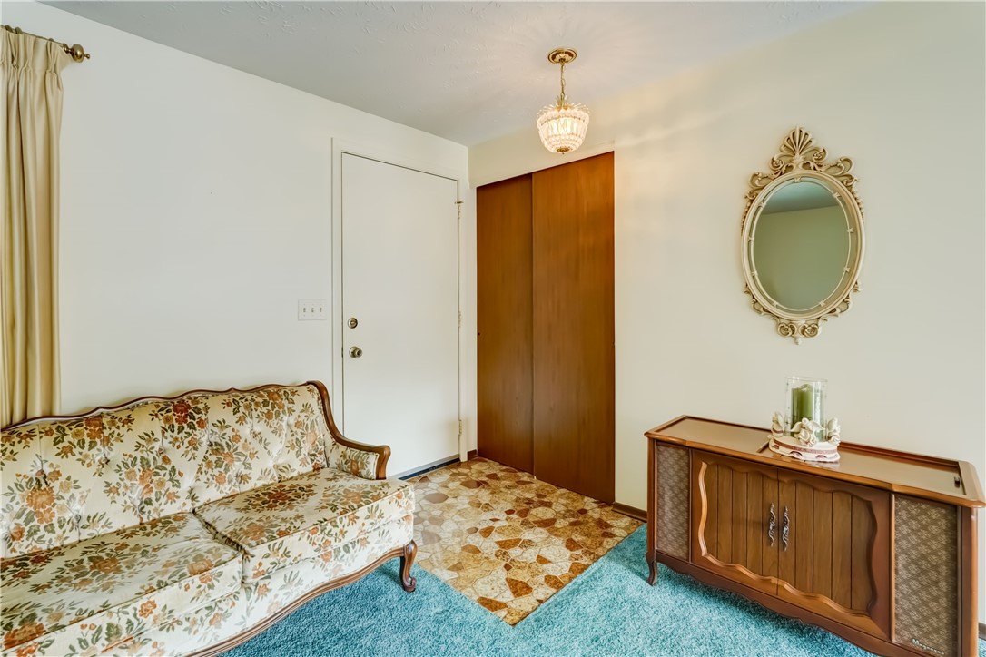94 Bru Mar Drive, Gates, New York image 8
