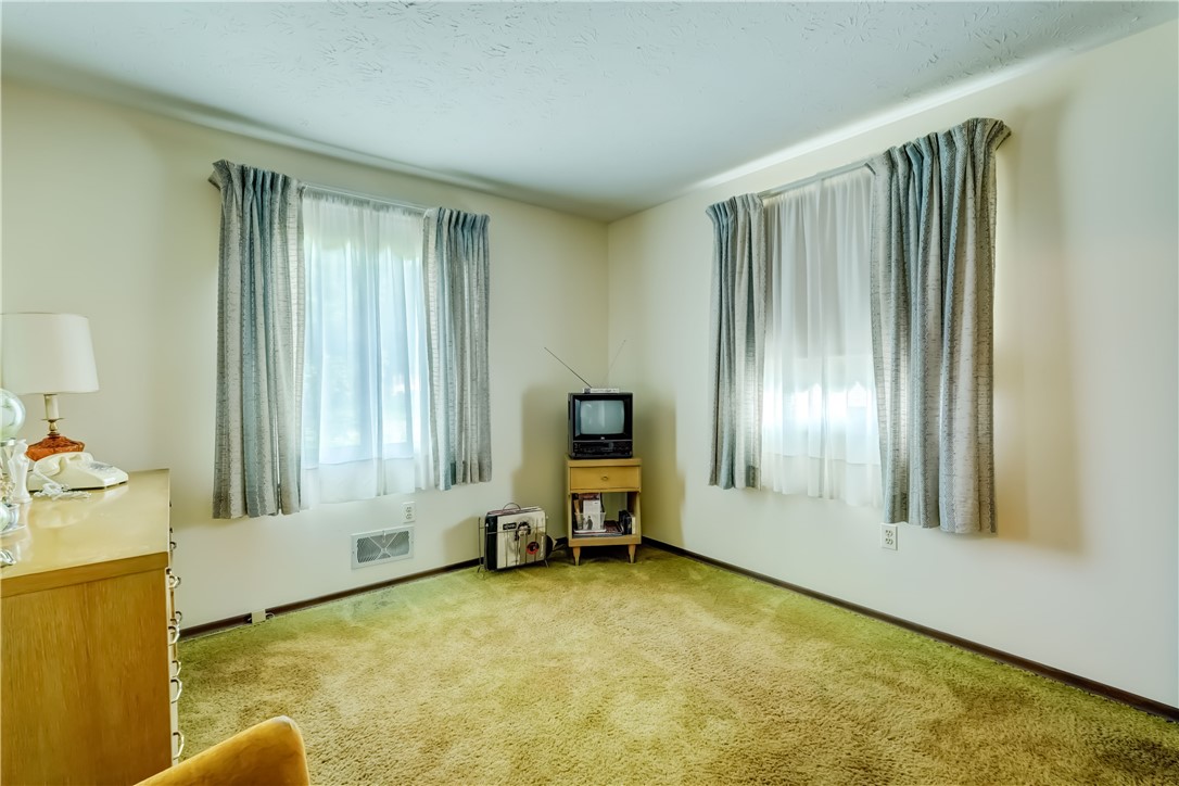 94 Bru Mar Drive, Gates, New York image 17