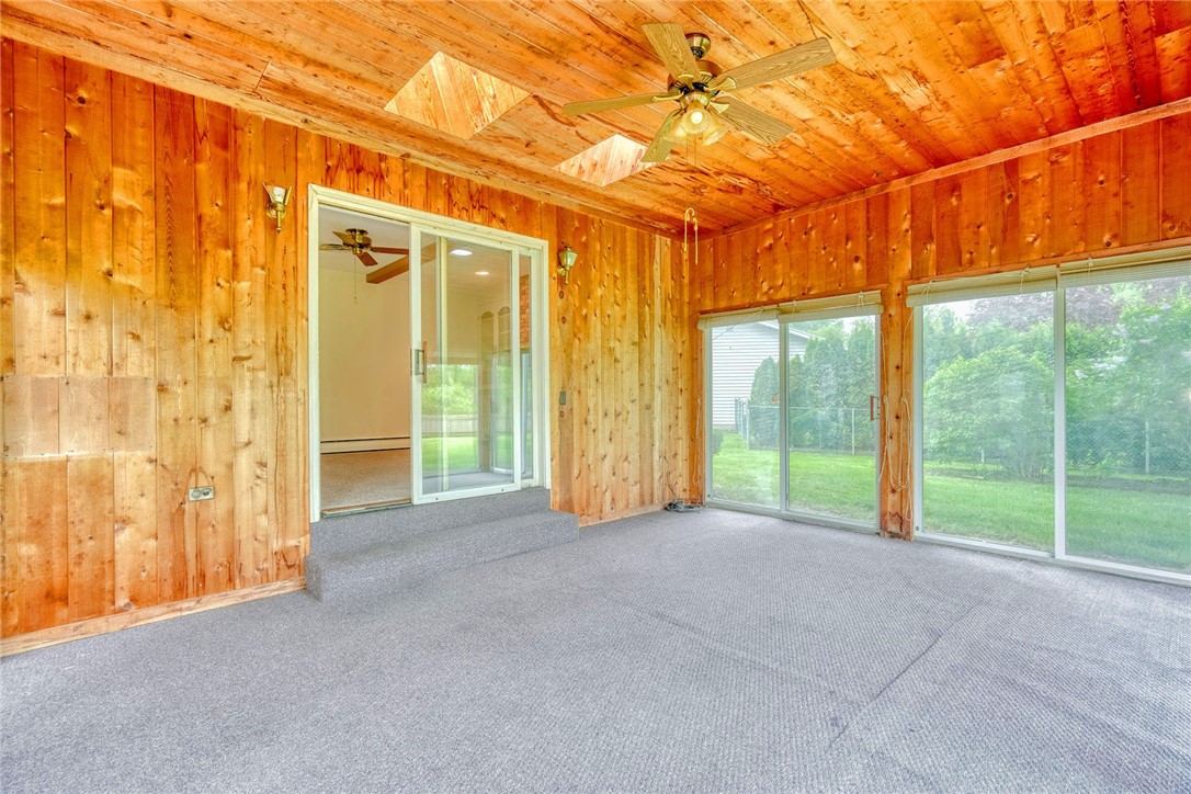 703 Shadowwood Ln, Webster, New York image 41