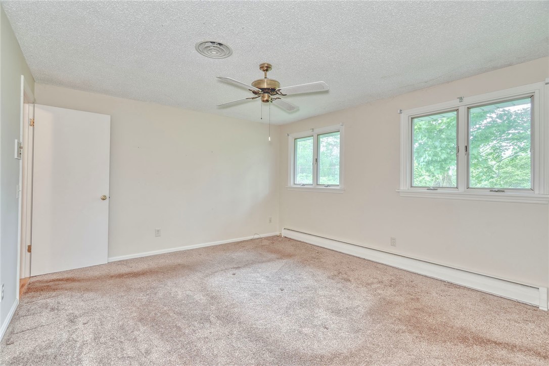 703 Shadowwood Ln, Webster, New York image 30