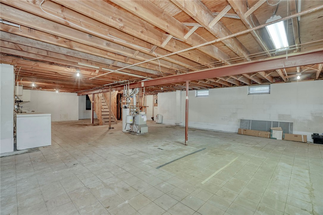 703 Shadowwood Ln, Webster, New York image 44