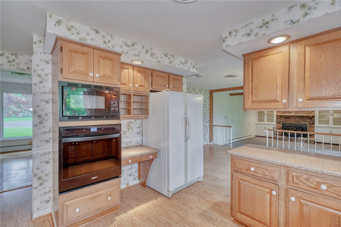 703 Shadowwood Ln, Webster, New York image 20