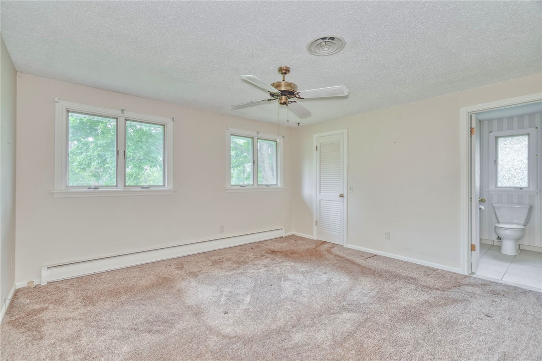 703 Shadowwood Ln, Webster, New York image 28