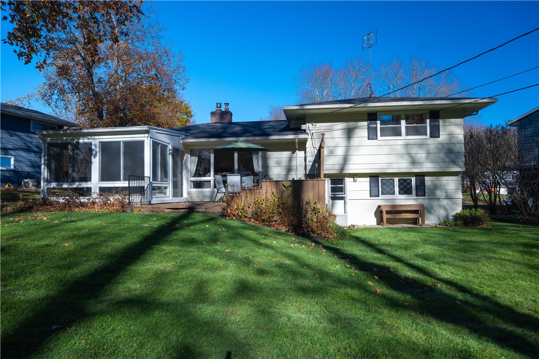 150 Burrows Hills Drive, Penfield, New York image 3