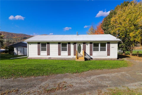 Photo of 8011 Back Valley Road, Urbana, NY 14840 (MLS # R1722525)