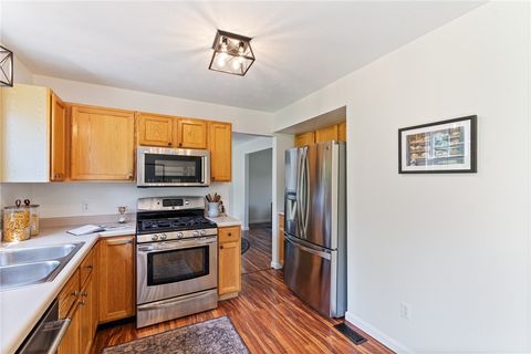 Tiny photo for 3331 Eagles Roost Lane, Walworth, NY 14502 (MLS # R1690210)