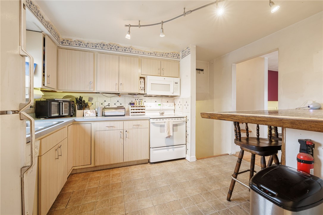 32 Black Walnut Drive