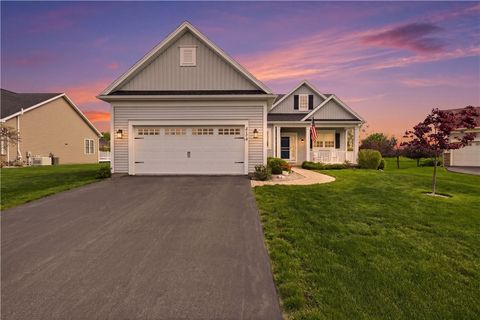 Photo of 5174 Quincy Circle, Canandaigua Town, NY 14424 (MLS # R1682601)