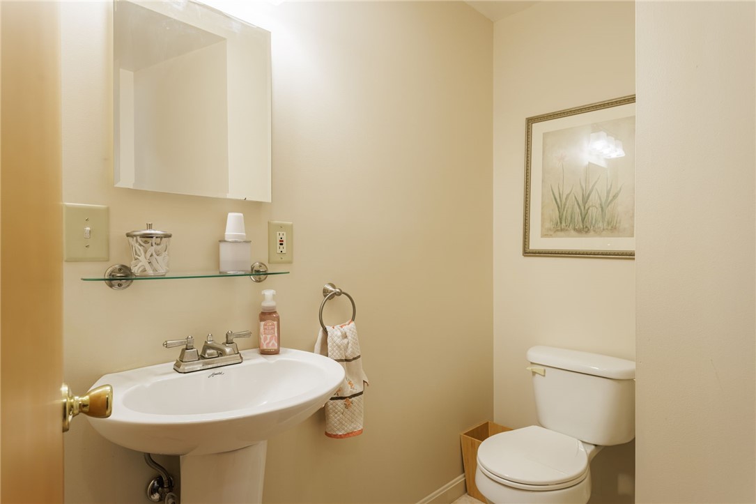 4408 Cream Ridge Road, Walworth, New York image 16