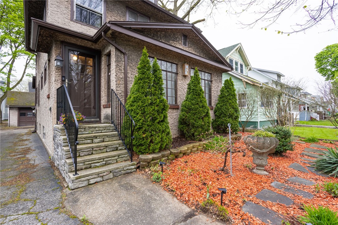 229 Ravenwood Avenue, Rochester, New York image 2