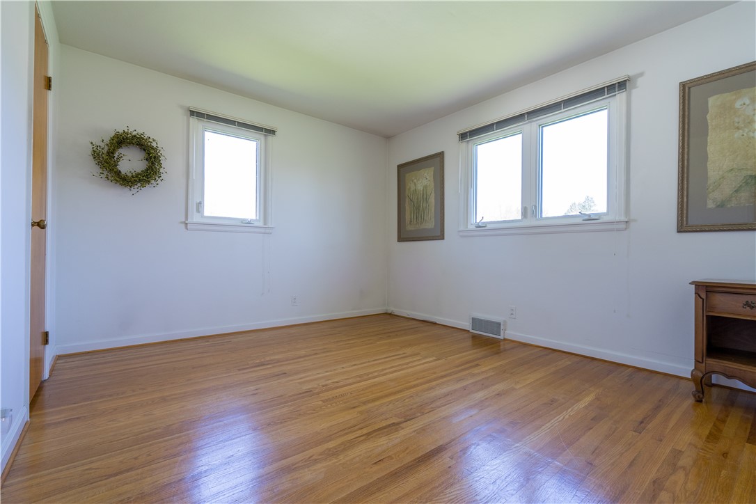 35 Cedar Lane Lane, Irondequoit, New York image 29
