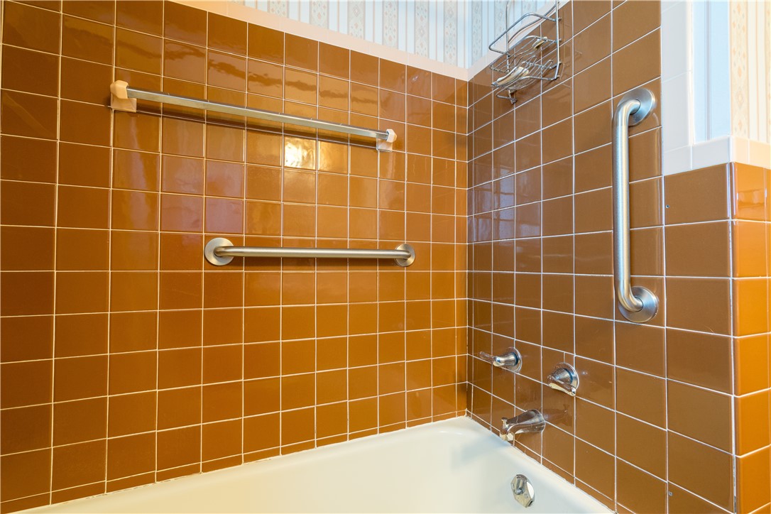 35 Cedar Lane Lane, Irondequoit, New York image 21