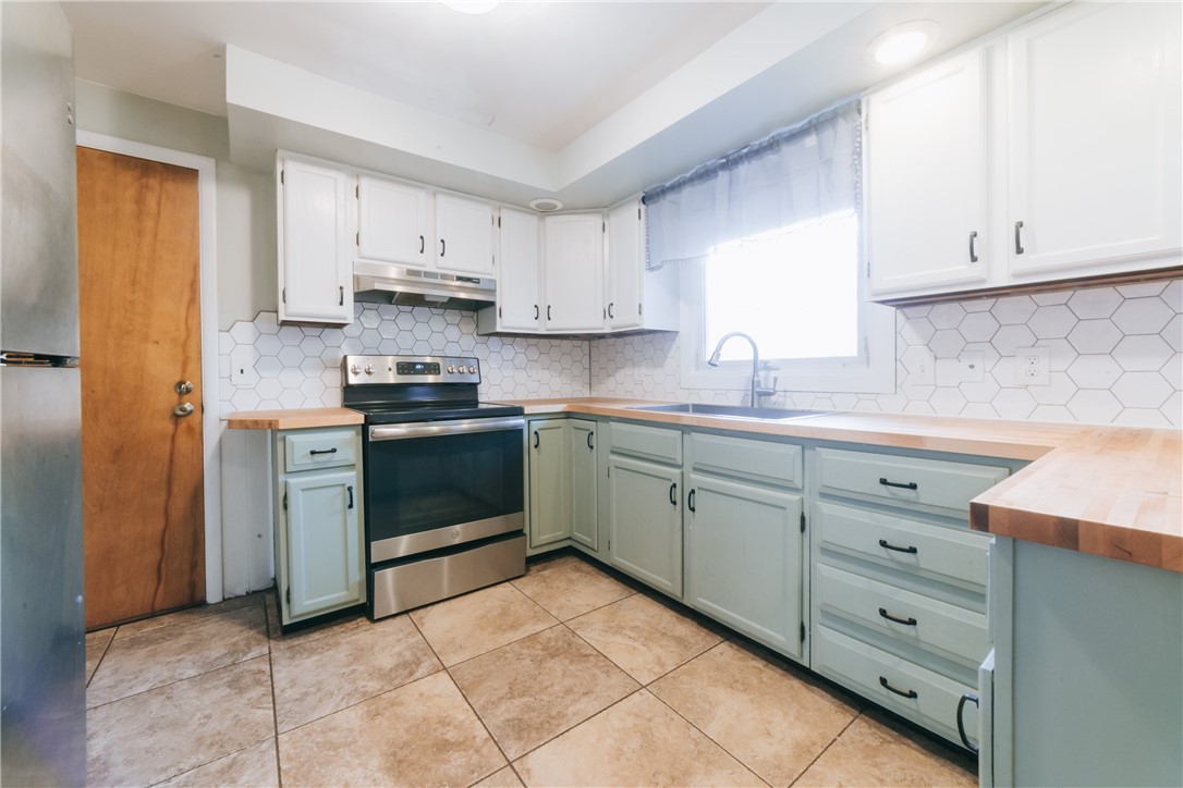 475 Latta Road, Greece, New York image 10