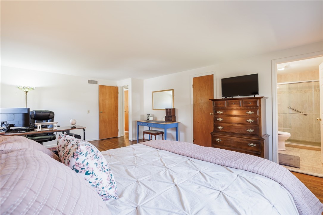 22 Sturbridge Lane, Pittsford, New York image 25