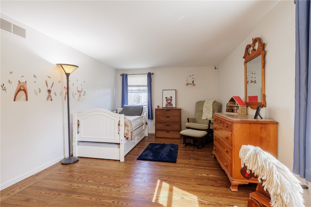 22 Sturbridge Lane, Pittsford, New York image 29
