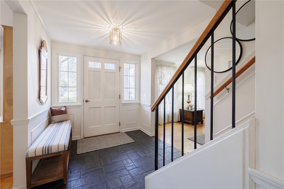 22 Sturbridge Lane, Pittsford, New York image 3