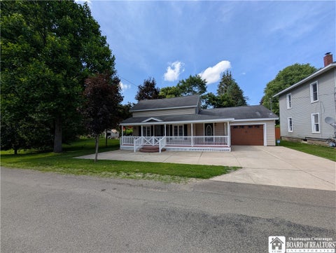 Photo for 5 Maple Street