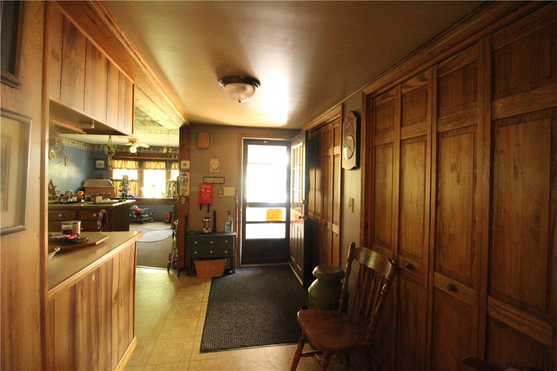 35 Big Oak Drive St, Campbell, New York image 4