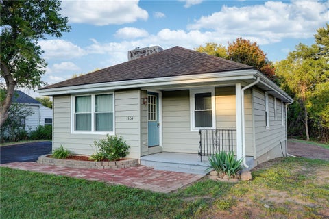 Photo for 1904 Manitou Road