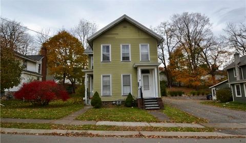 253 Fayette Street Palmyra NY 14522