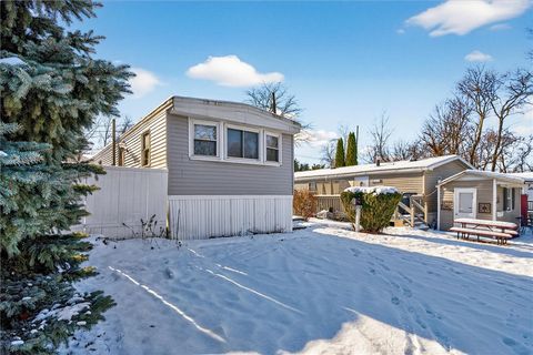 Tiny photo for 3 Acorn Drive, Penfield, NY 14625 (MLS # R1655192)