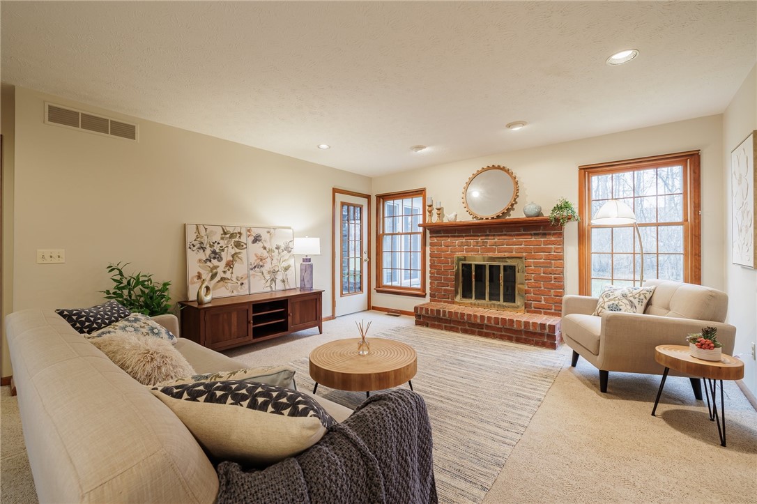 55 Chippenham Drive, Penfield, New York image 11