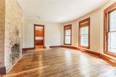 Photo of 268 Lyndhurst Street, Rochester, NY 14605 (MLS # R1684829)
