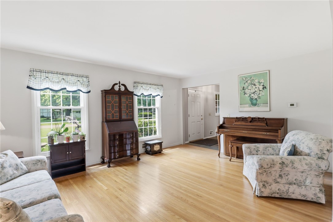 104 Willowbend Dr