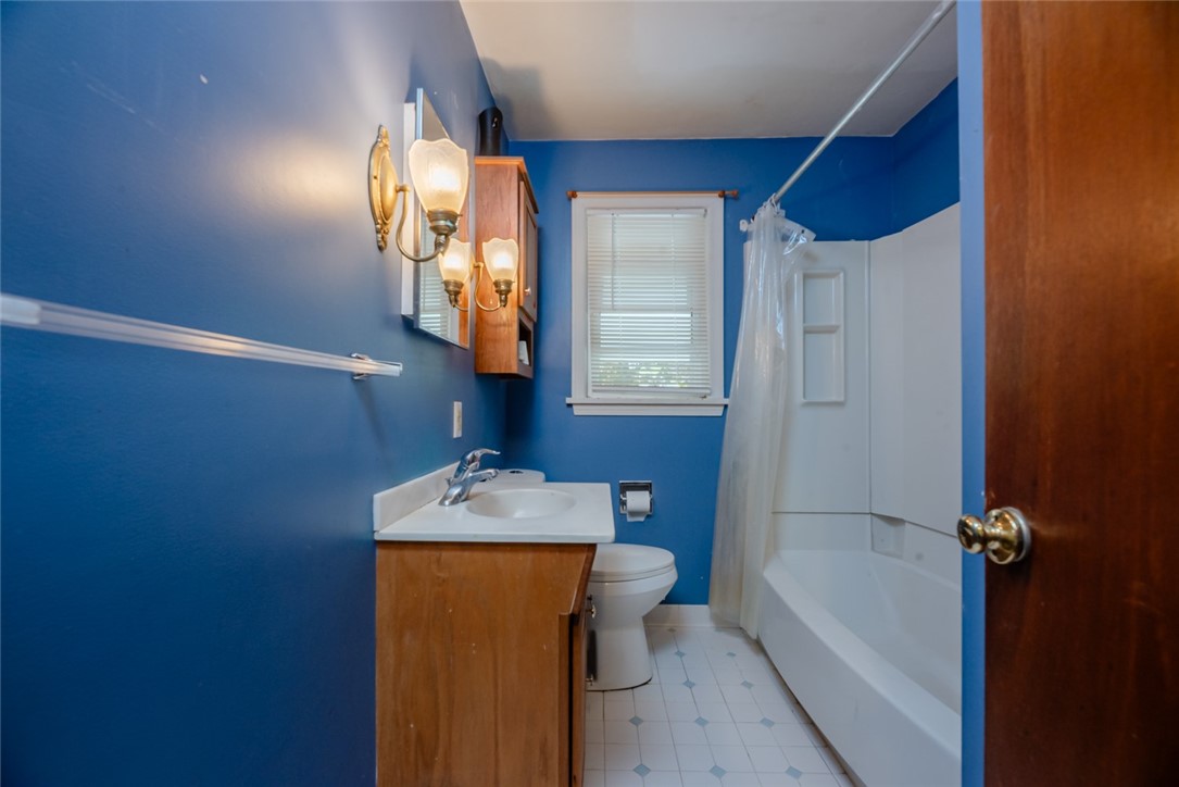 479 Hollywood Boulevard, Webster, New York image 21