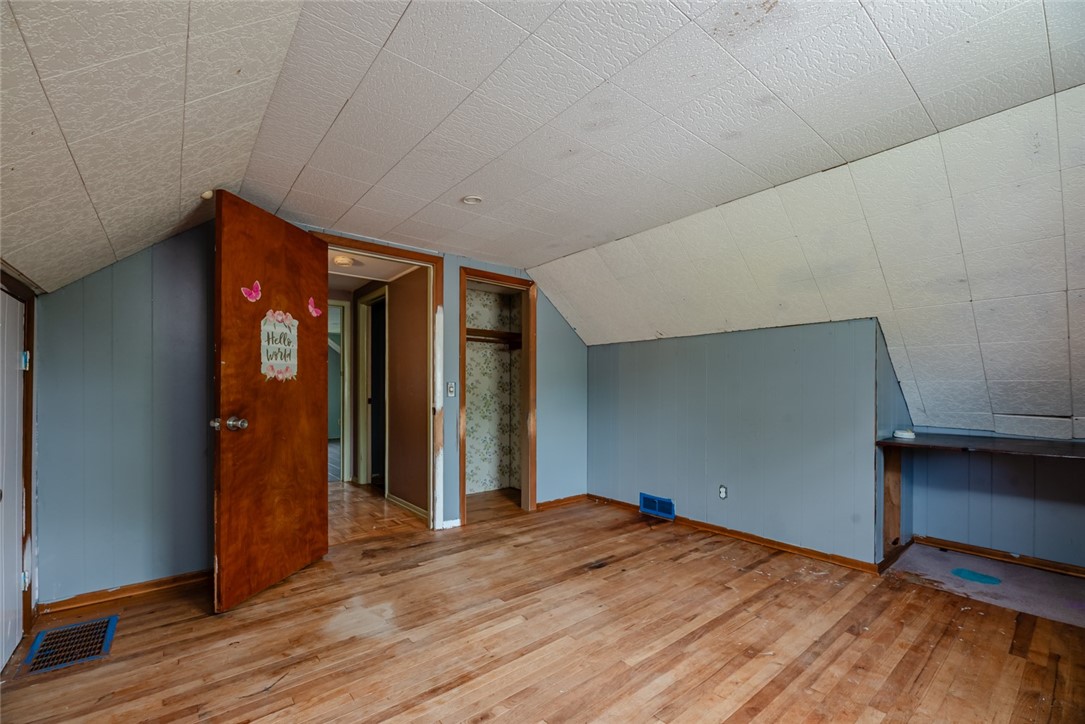 479 Hollywood Boulevard, Webster, New York image 33