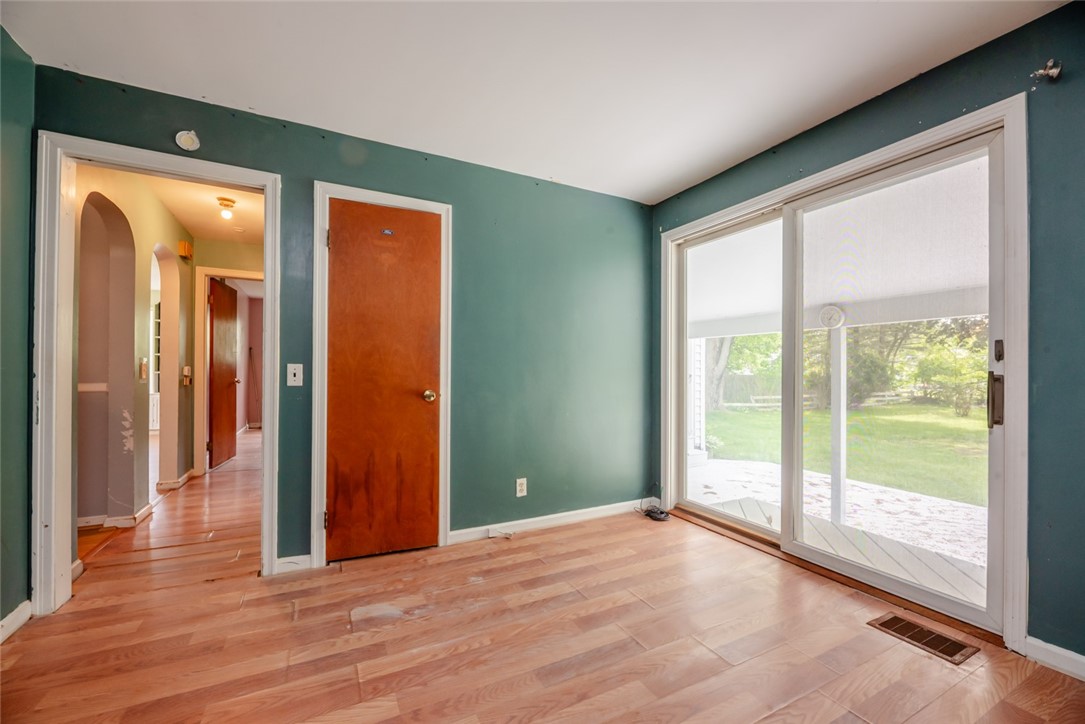 479 Hollywood Boulevard, Webster, New York image 19