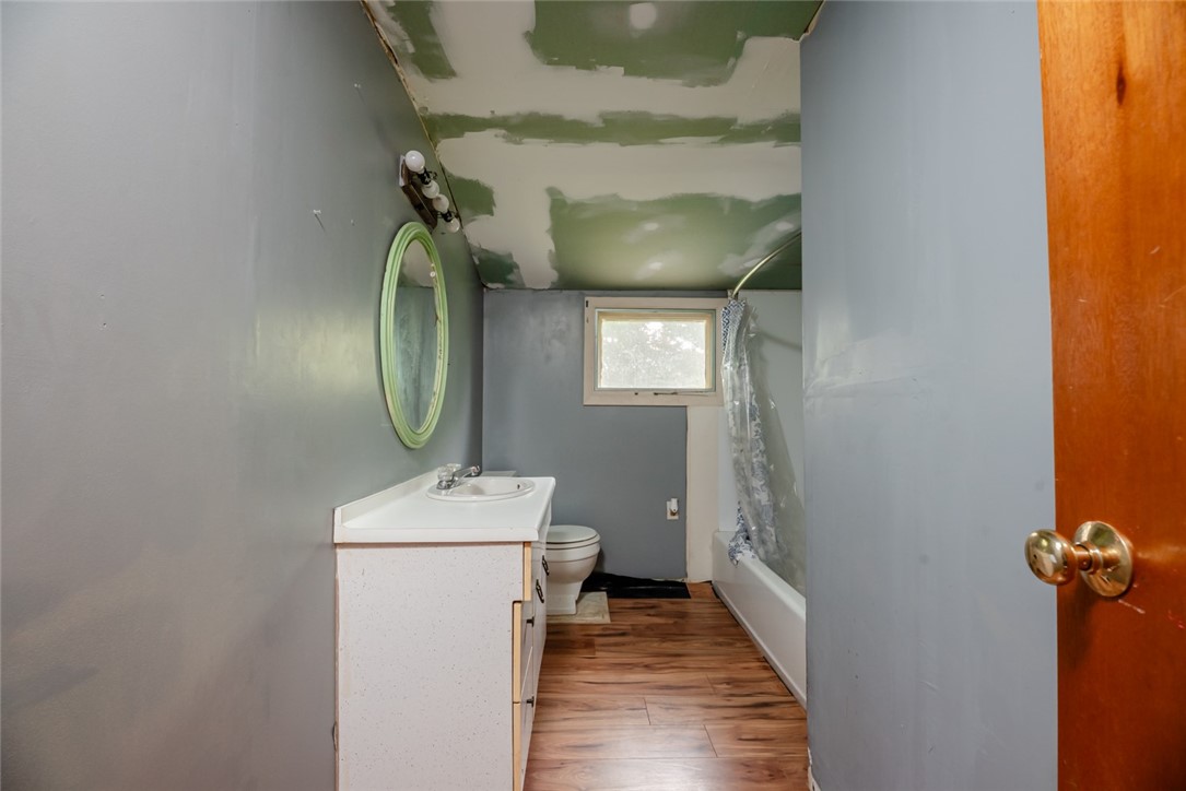 479 Hollywood Boulevard, Webster, New York image 37