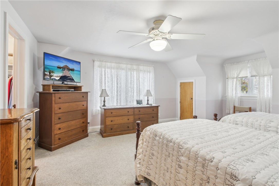 64 Hermitage Road, Irondequoit, New York image 18