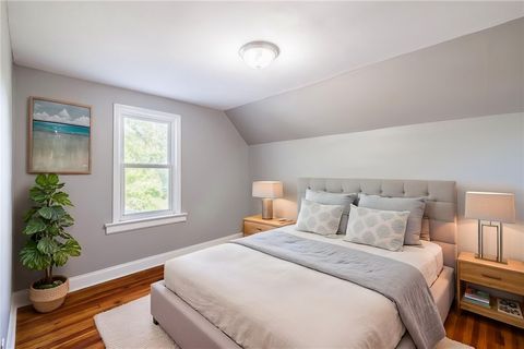 Tiny photo for 117 N Lincoln Road, East Rochester, NY 14445 (MLS # R1684243)