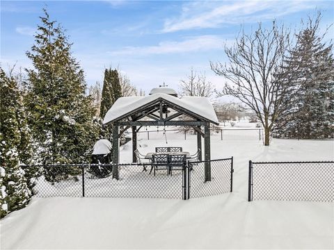 Tiny photo for 9 Lianne Drive, Greece, NY 14626 (MLS # R1660404)