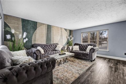 Tiny photo for 9 Lianne Drive, Greece, NY 14626 (MLS # R1660404)