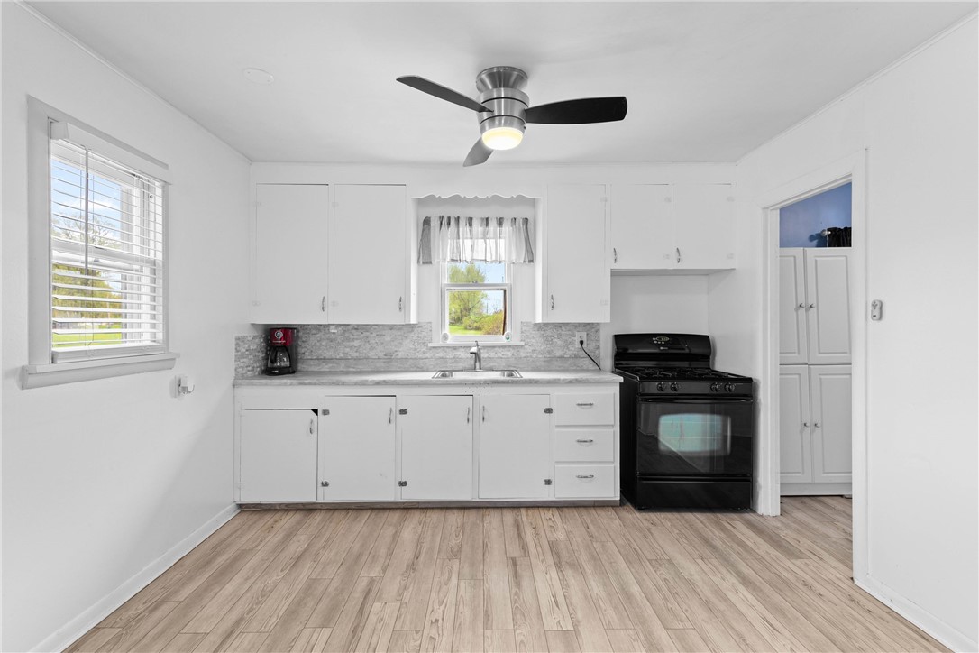 5025 Lake Road #24, Williamson, New York image 12