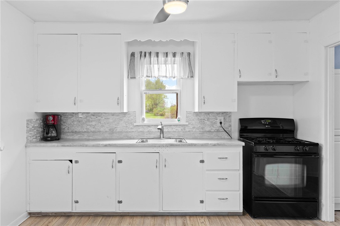 5025 Lake Road #24, Williamson, New York image 13