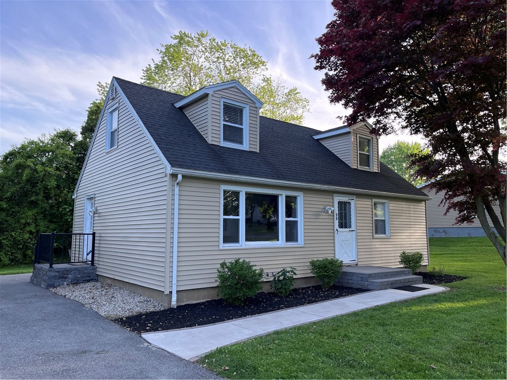56 Camelot Drive, Henrietta, New York image 1