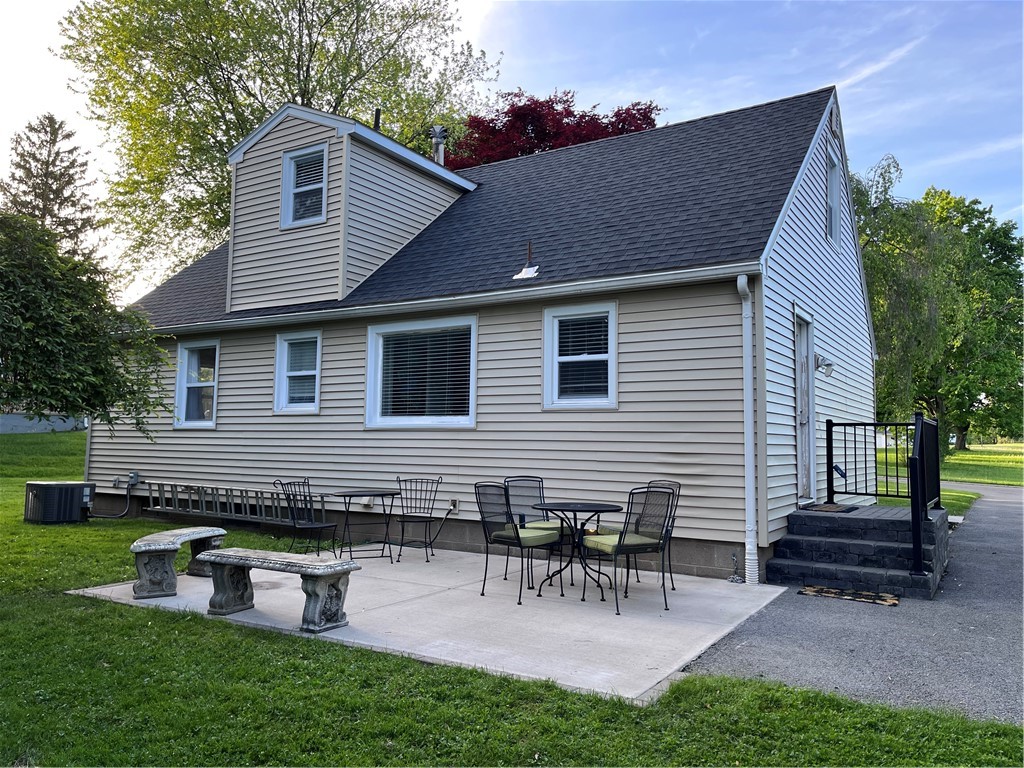 56 Camelot Drive, Henrietta, New York image 2