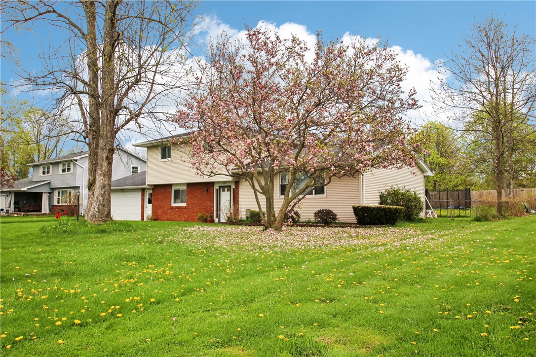 489 Bridgewood Drive