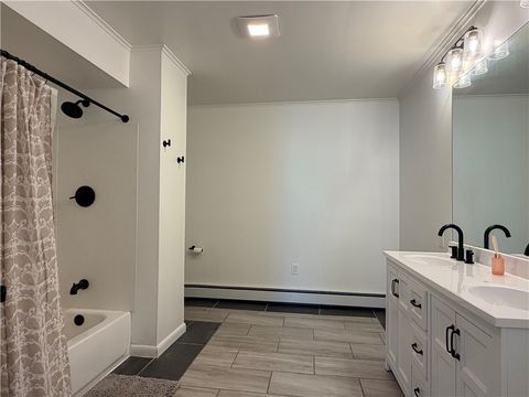 Tiny photo for 6 Dietz Street #4, Oneonta, NY 13820 (MLS # R1655259)