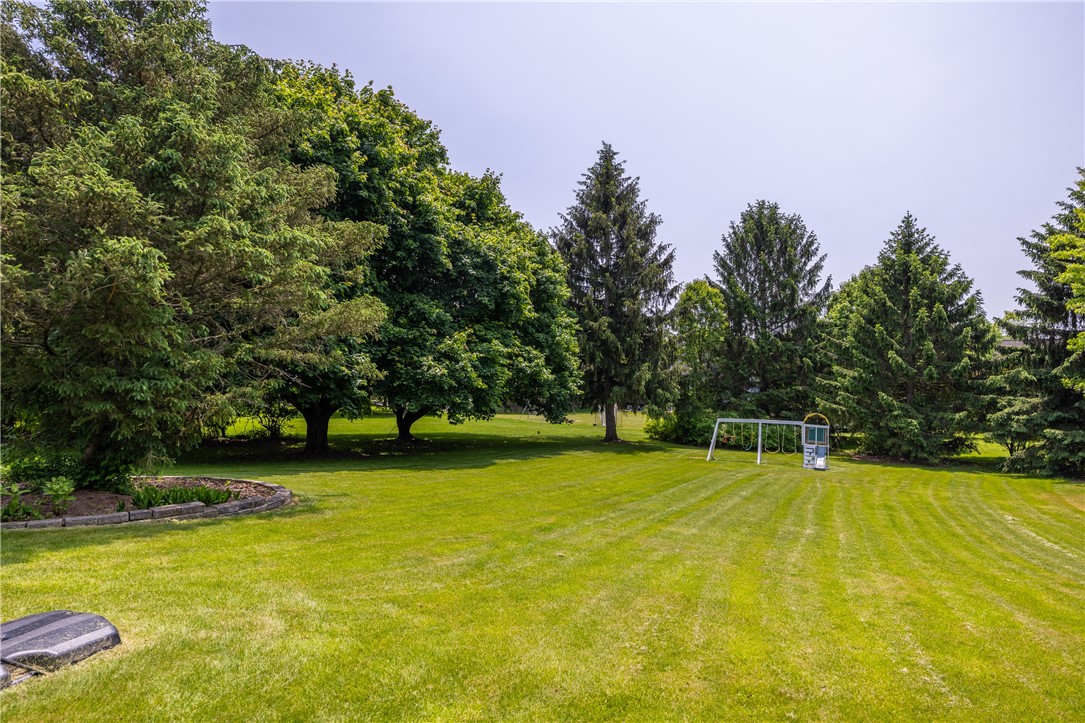 6 Barben Circle