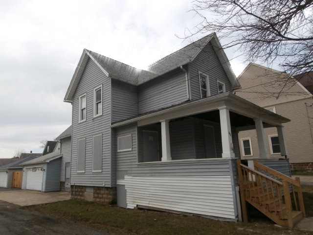66 Falconer Street, North Tonawanda, New York image 3